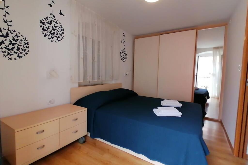 Apartment Veli Dvor Cres Extérieur photo